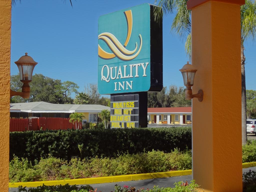 Quality Inn Sarasota North Near Lido Key Beach מראה חיצוני תמונה